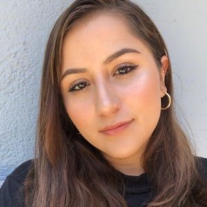 Meet your Posher, Alexandra